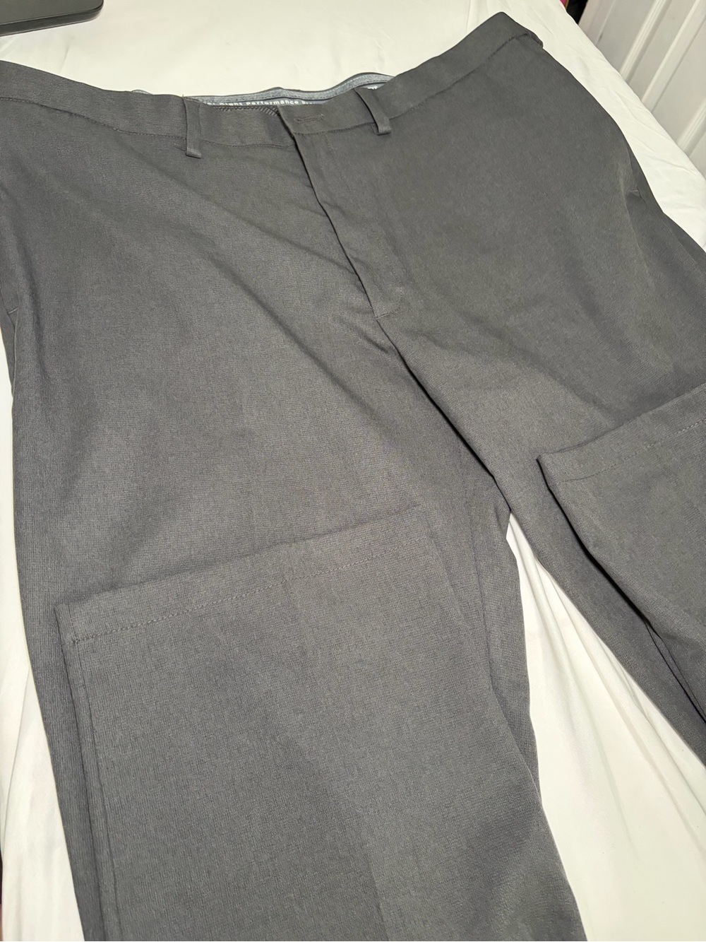 Haggar Men's Cool Performance Flex Classic Fit Dress Pants Slacks  Size 42x30